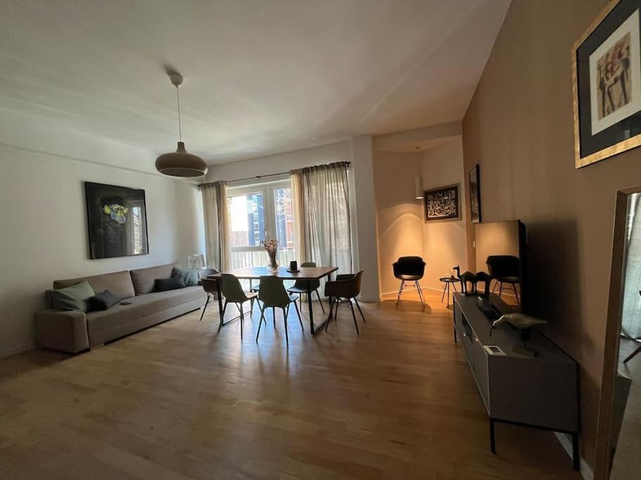 Lml Housing The Place To Be In Roma Exterior foto
